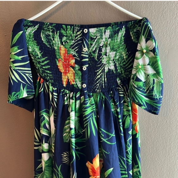 Beautiful Off-Shoulder Floral Smocked Maxi Dress - Picture 3 of 6